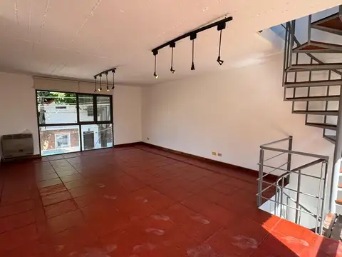 Depto Tipo Casa en Venta de 3 dormitorios