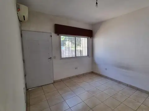 Departamento en Alquiler en El Trebolar, $ 550.000