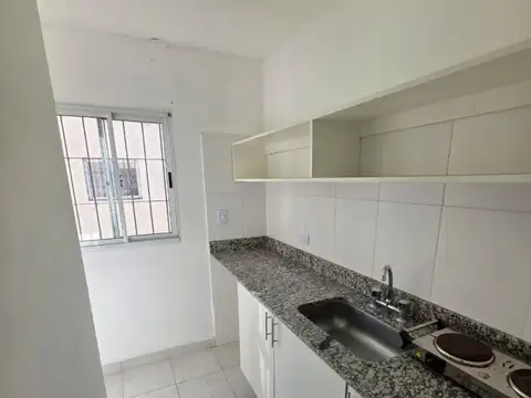 Departamento en Alquiler en Ciudadela, $ 170.000