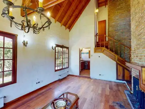 Casa 6 ambientes con 3 baños