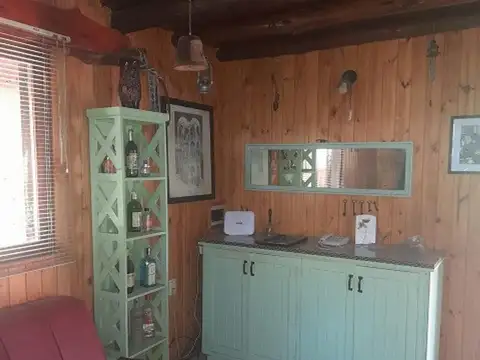 Casa en venta 2 dorm, pisc, quincho, río - Villa Los Aromos