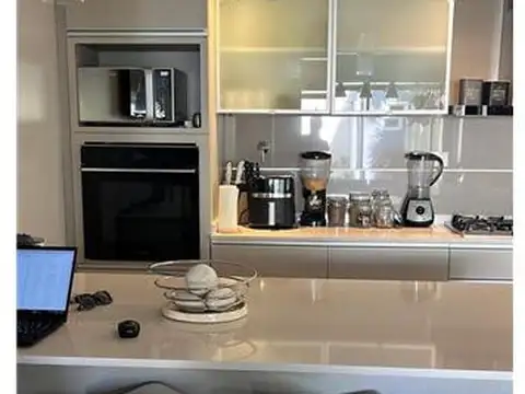 Casa en Venta en Burzaco, USD 220.000