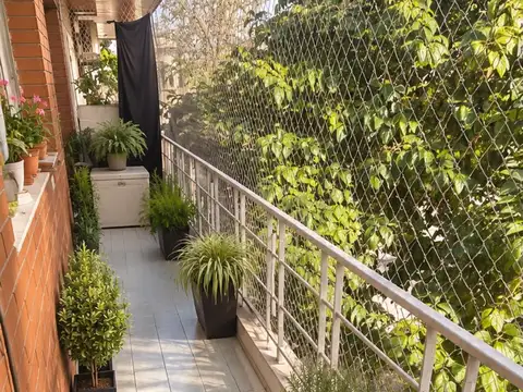 Primera Junta 4400, Piso 1