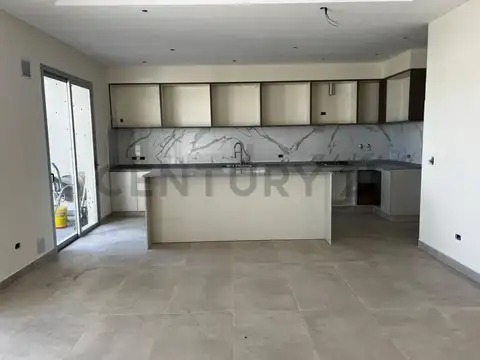 Casa en Venta en Mayor Drummond, USD 260.000