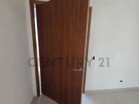 San Martin 2200, Piso 0