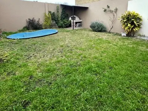 A Alvarez 2000