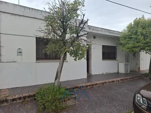 Casa 3 dormitorios en lote 10x40, Balboa al 300, Pergamino