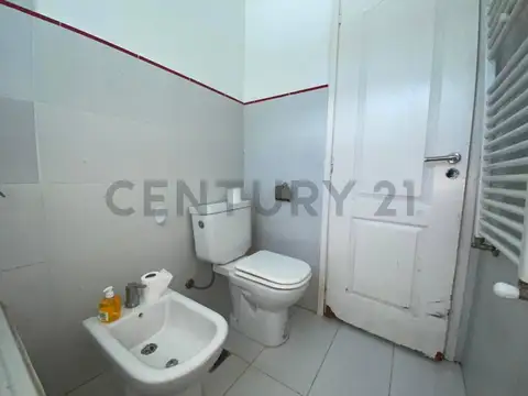 Casa Duplex en venta 2 dormitorios, cochera