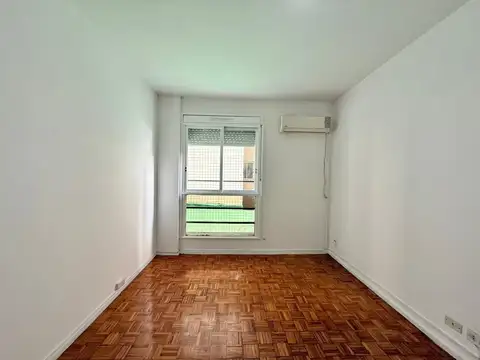 Av. Corrientes  al 3800