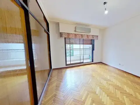 Exc piso 4 amb c/dep Bcon 2 cocheras Bauiera Suipacha 1200