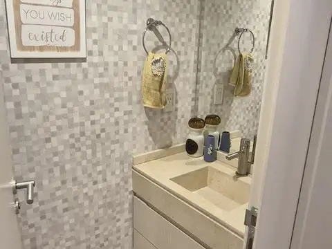 Departamento 4 ambientes con 3 baños
