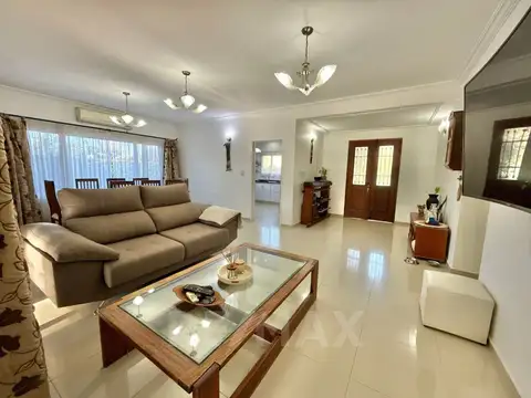 Casa en Venta en Los Tres Coniles, USD 189.900