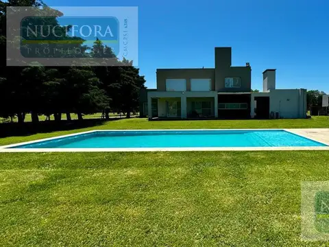 CASA EN VENTA  - Comarcas de Luján - San Roque
