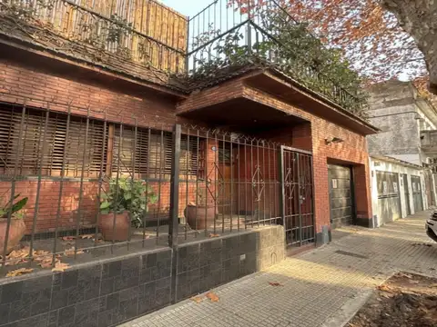 Casa de 4 ambientes en Venta en Villa gral.mitre