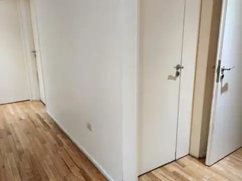 Departamento 4 ambientes con 3 baños