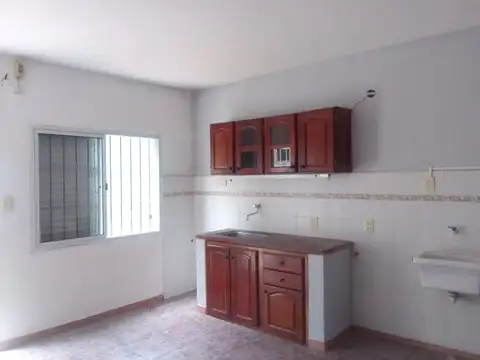 Dos casas en 400m2 zona UNNE!