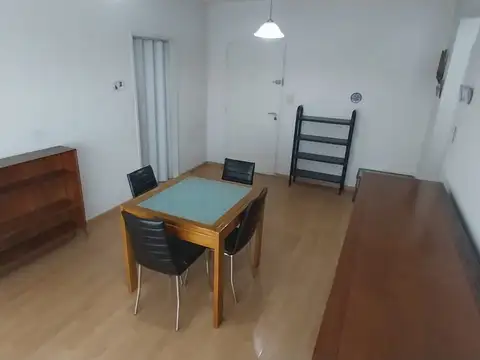 SEMIPISO  48 m  2 AMB FTE BCON  8 años