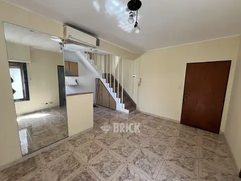 Depto Tipo Casa en Venta de 1 dormitorio