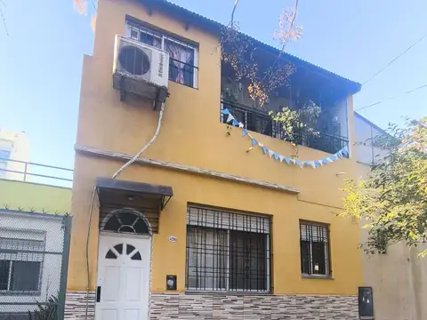 VENTA CASA DUPLEX 2/3 AMBIENTES LUGANO