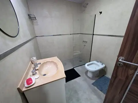 Casa Refaccionada a 20mts de Rio