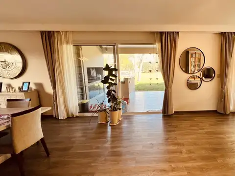 Casa en Alquiler al Este
