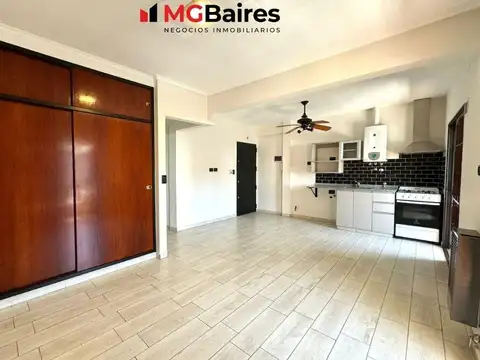 Depto Tipo Casa en Alquiler de 3 ambientes