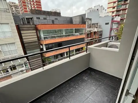 Venta. Departamento 2 amb. Amplio. Luminoso. Belgrano.