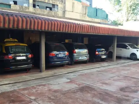 DEPARTAMENTO 2 AMB. CON COCHERA - CENTRICO (FRENTE A SUPER GENOVESA)
