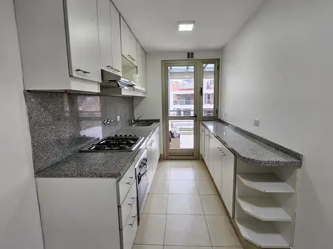 Departamento 4 ambientes con 2 baños