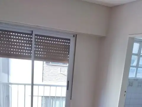 Departamento en Alquiler en Belgrano R, $ 650.000