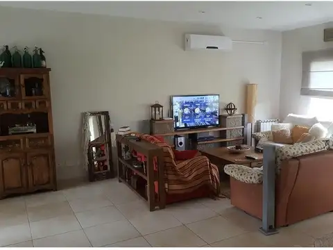 Casa en Venta en San Gabriel, USD 335.000