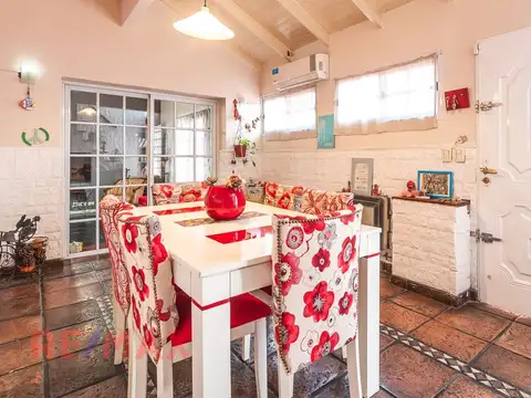Depto Tipo Casa en Venta 49 años