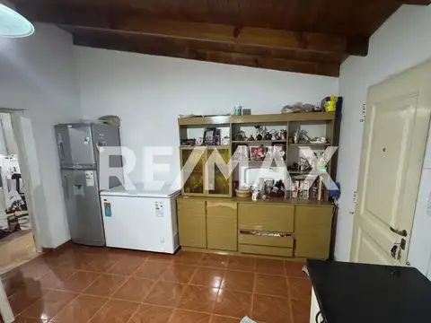 VENTA CASA 3 DORMITORIOS ZONA CENTRO GRAL FDEZ ORO