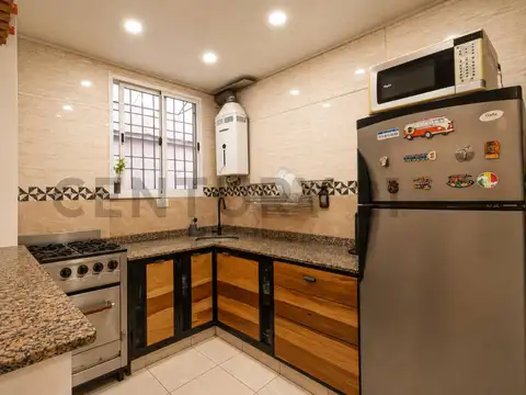 Avenida San Martín 6900, Piso 0