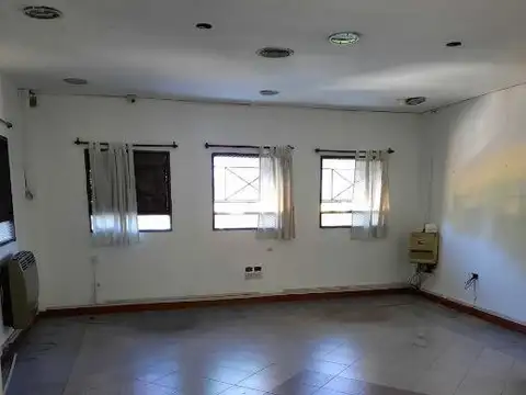 Galpón en venta en Bernal Oeste