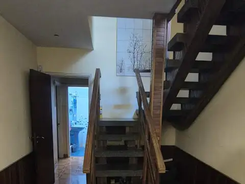 CASA AMPLIA Y FUNCIONAL EN VENTA