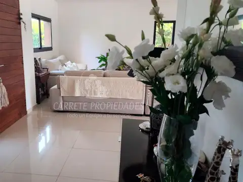 Casa 5 ambientes con 5 baños