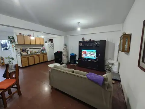 Depto Tipo Casa 3 ambientes con 1 baño