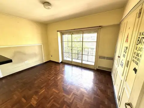 Avenida Juan Bautista Justo 2300