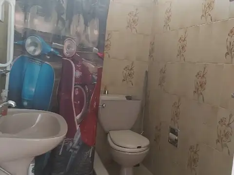 Depto Tipo Casa 4 ambientes con 2 baños