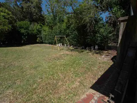 Casa en Venta con 4 cocheras