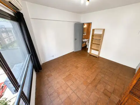 Aguero 2281 , Piso 4