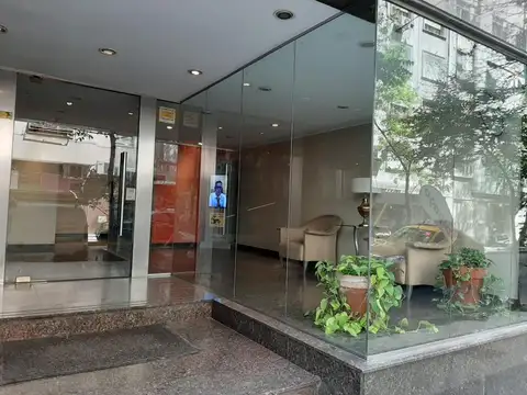 Ecuador esq. Av. Santa Fe, CABA, Argentina
