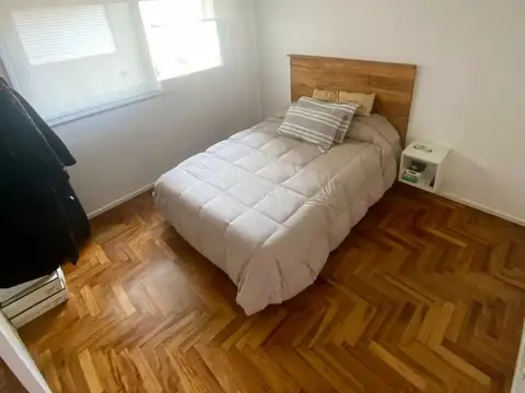 Presidente Luis Sáenz Peña 600, Piso 5