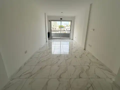 Departamento en alquiler c/ cochera en Parque Patricios