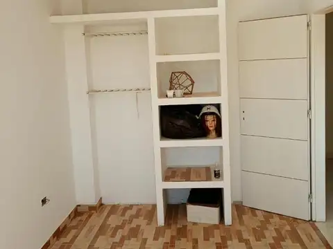 Depto Tipo Casa 4 ambientes con 2 baños