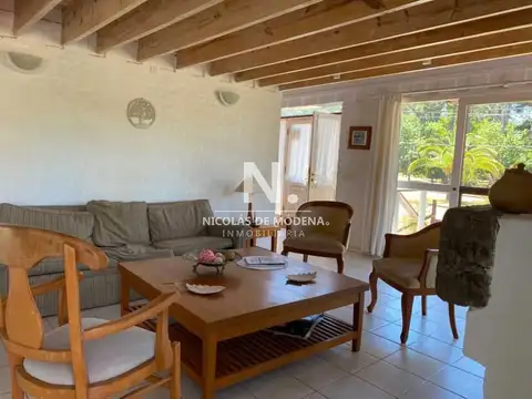 Casa 4 ambientes con 3 baños