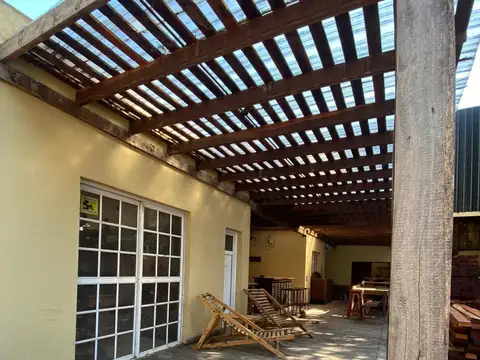 Galpon en Venta en Villa De Mayo, USD 550.000