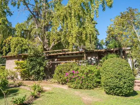 Casa en Venta en Los Naranjos, USD 299.000