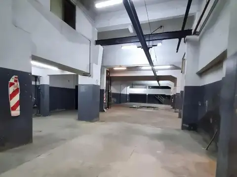 Local en venta - Oficinas - Baños - 1.450Mts2 - Nueva Pompeya